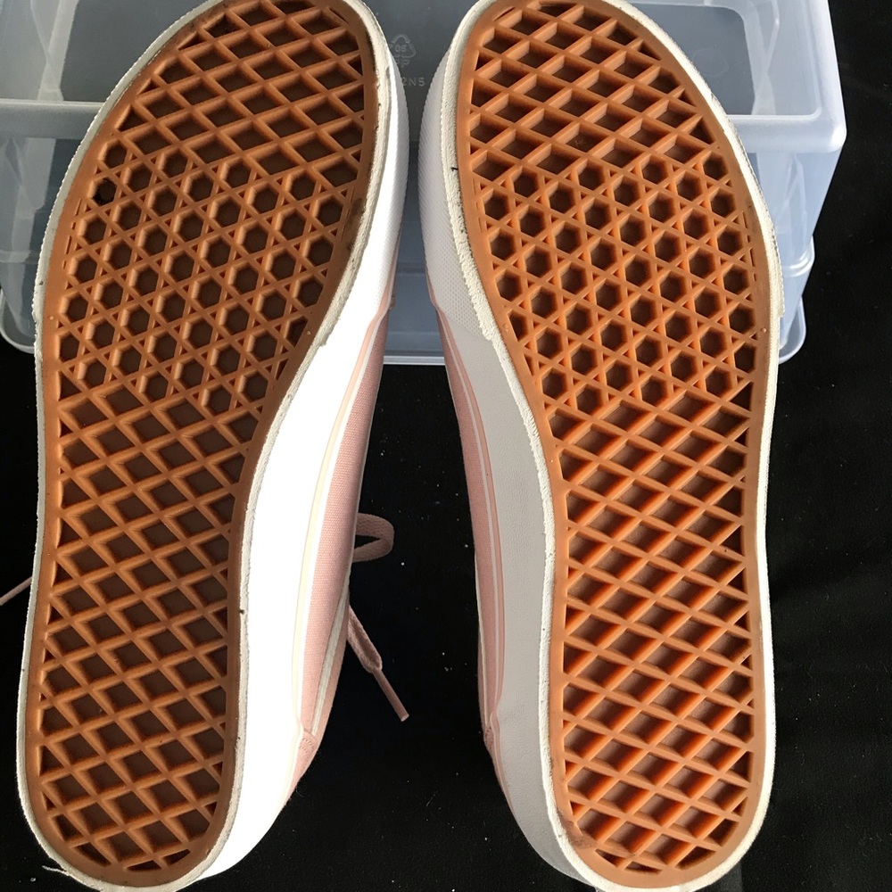 Vans - Picture 5 of 5